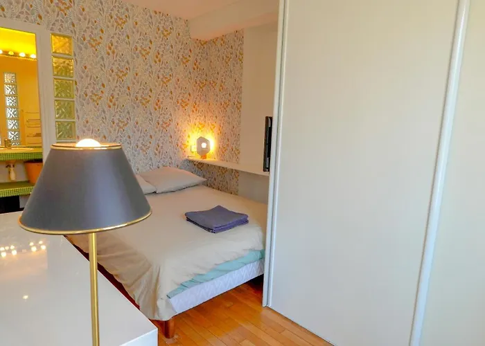 New Sunny Flat Near Montorgeuil Appartement *